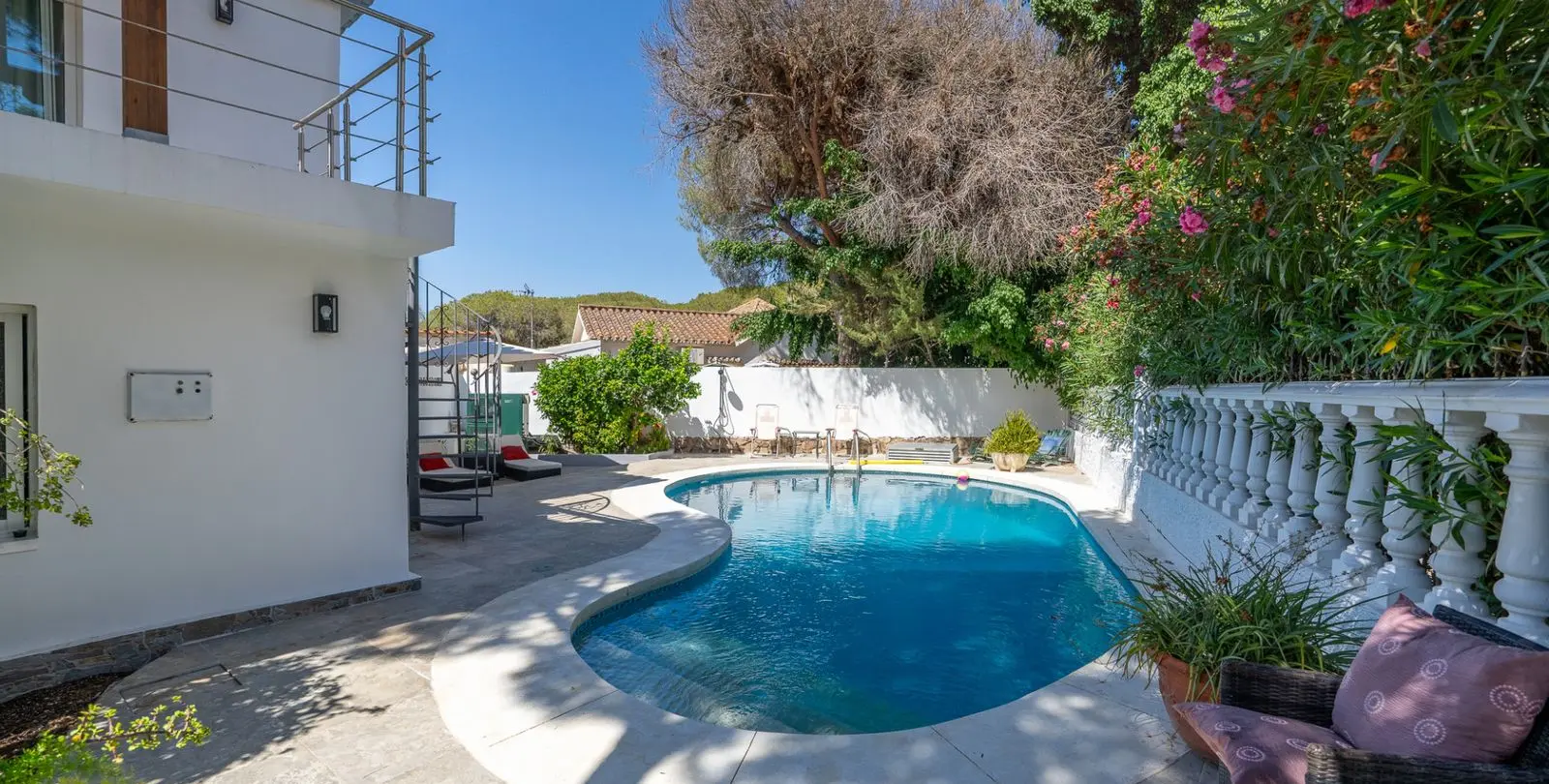 Venta de villa independiente en Marbesa 45