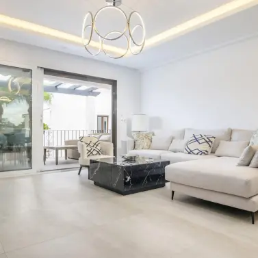 Venta de ático dúplex en Puerto Banús