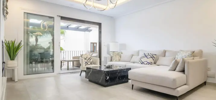 Venta de ático dúplex en Puerto Banús 3