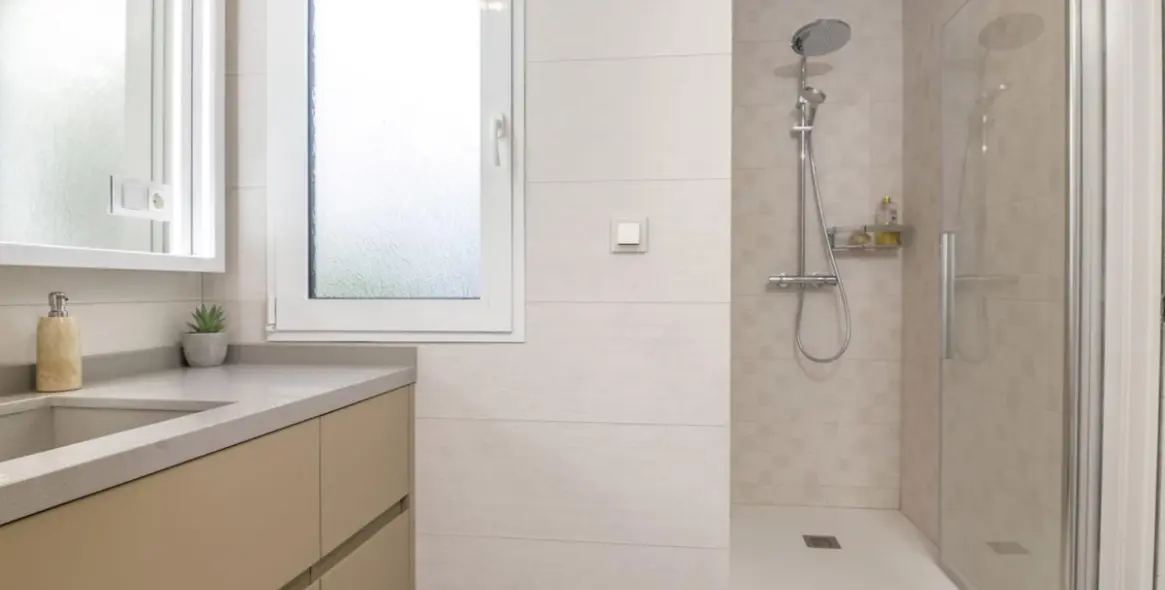 Sale of penthouse duplex in Puerto Banús 16