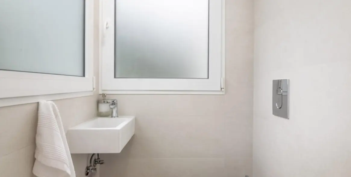 Sale of penthouse duplex in Puerto Banús 52