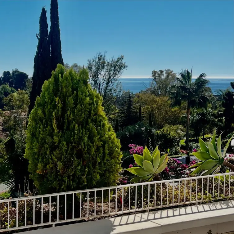 Sale of ground floor apartment in The Golden Mile