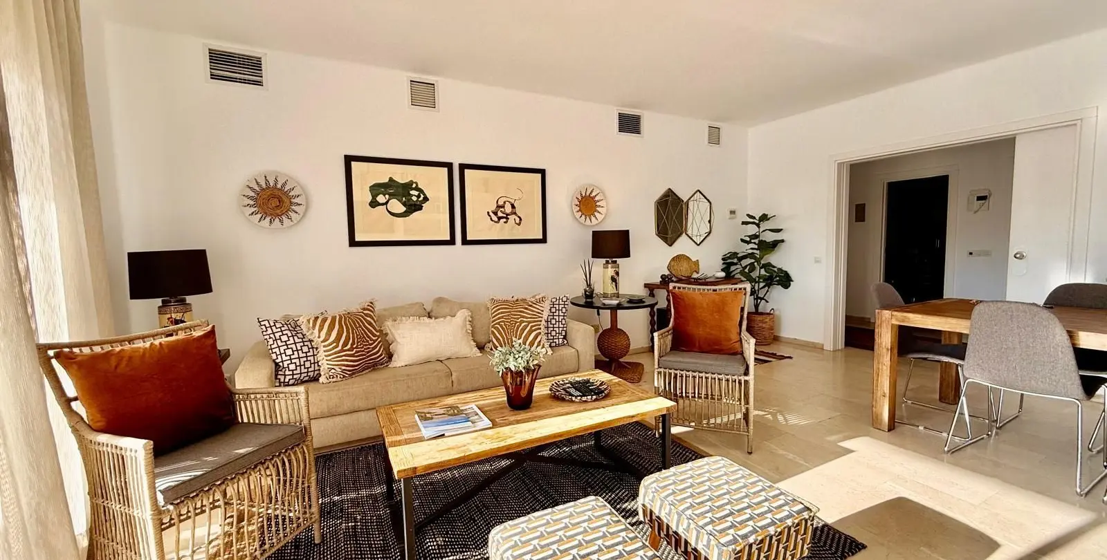 Sale of ground floor apartment in The Golden Mile 4