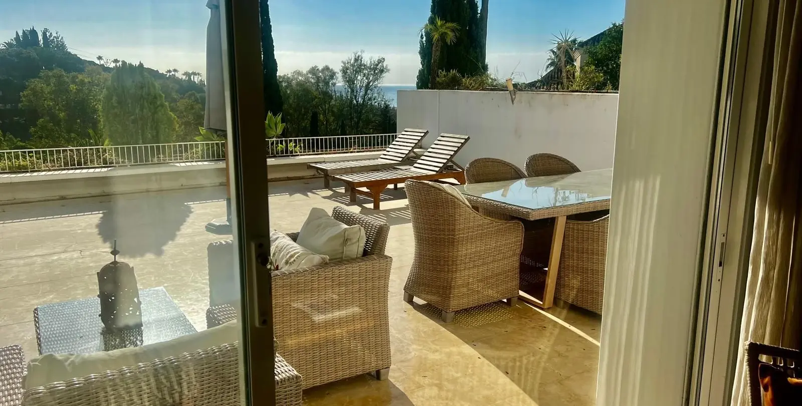 Sale of ground floor apartment in The Golden Mile 13