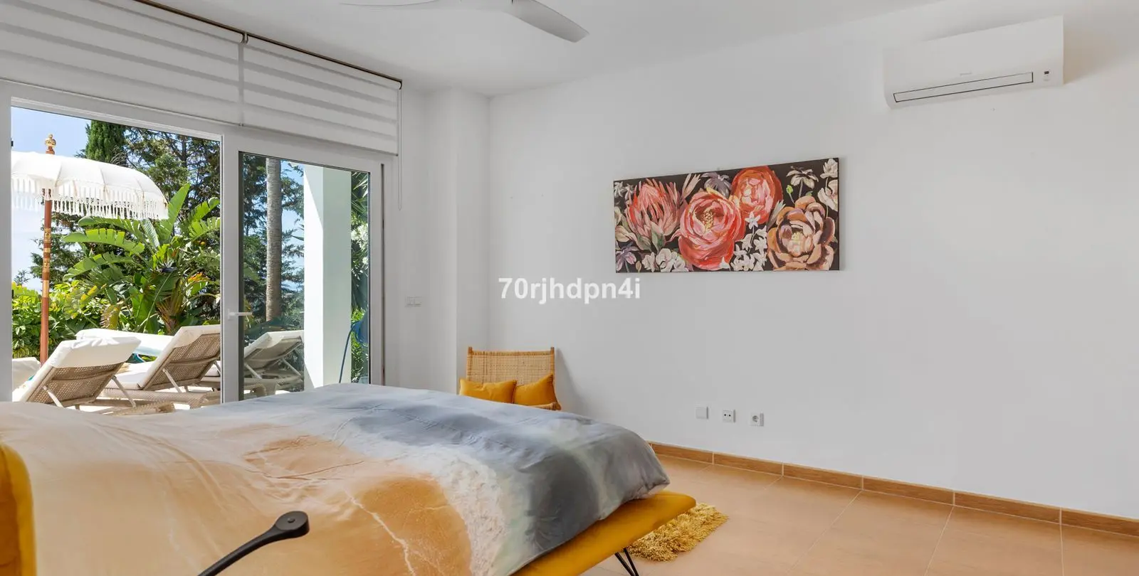 Продажа  отдельно стоящей виллы в Estepona 56
