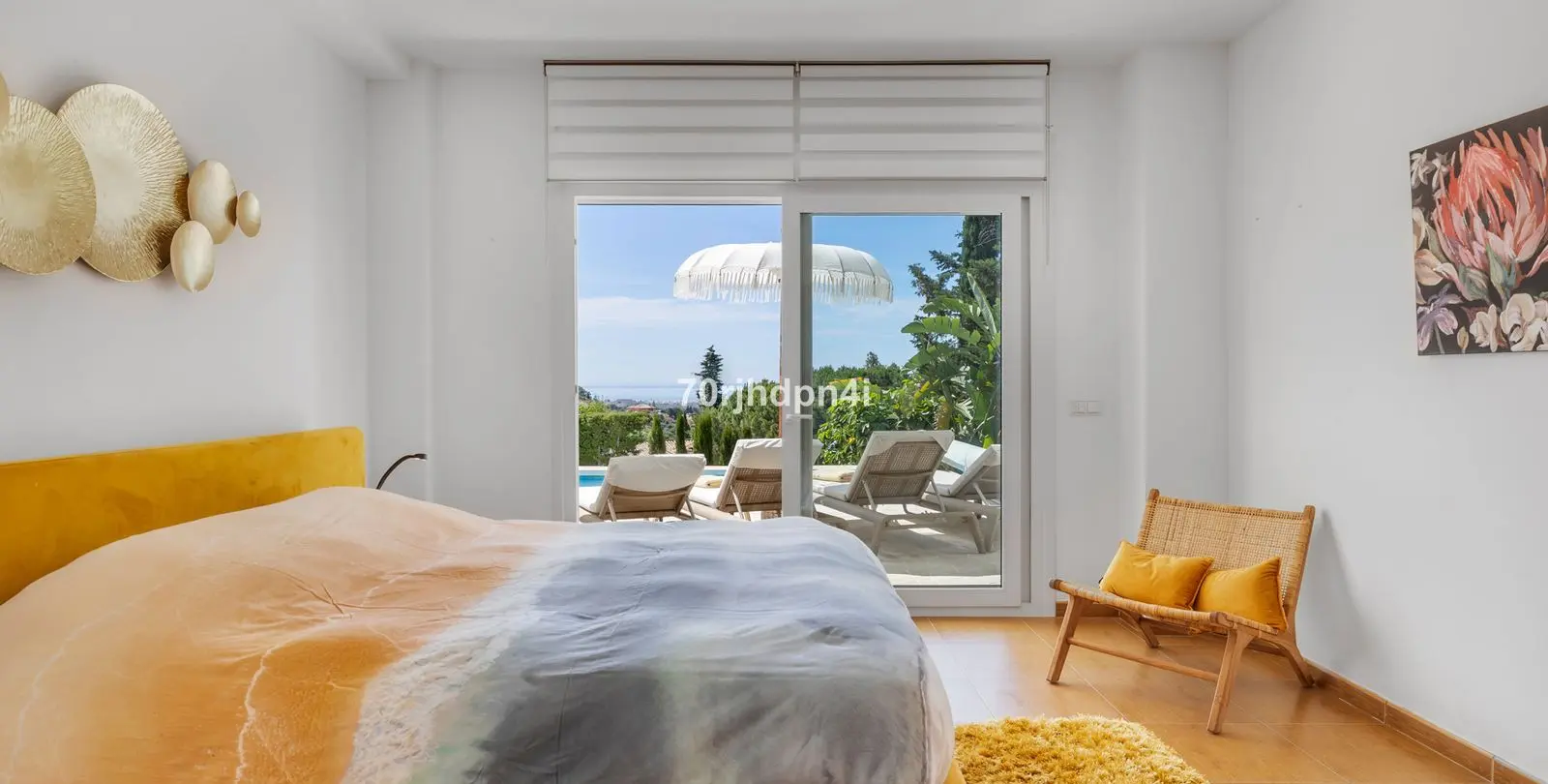 Продажа  отдельно стоящей виллы в Estepona 58