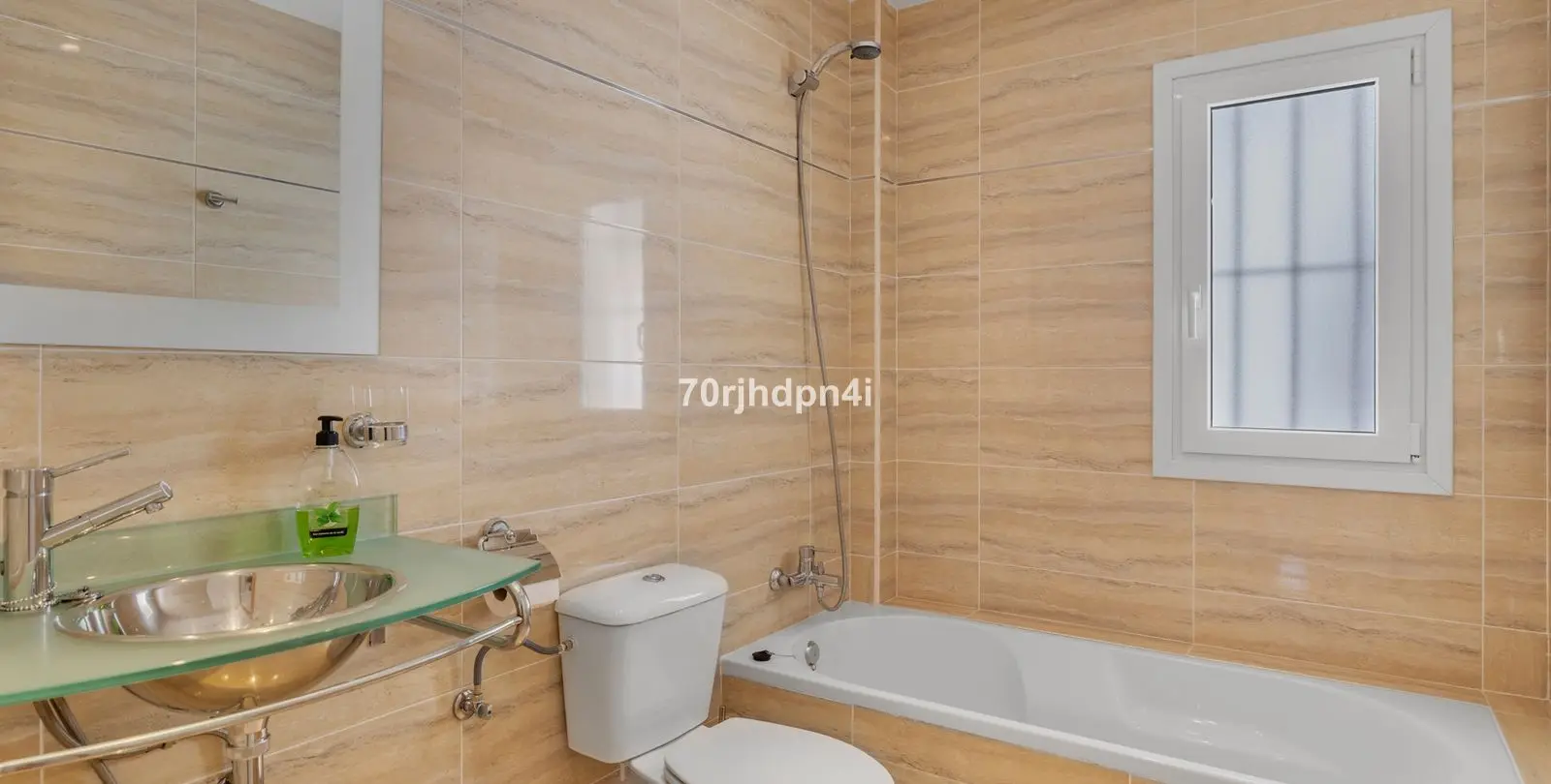 Продажа  отдельно стоящей виллы в Estepona 71