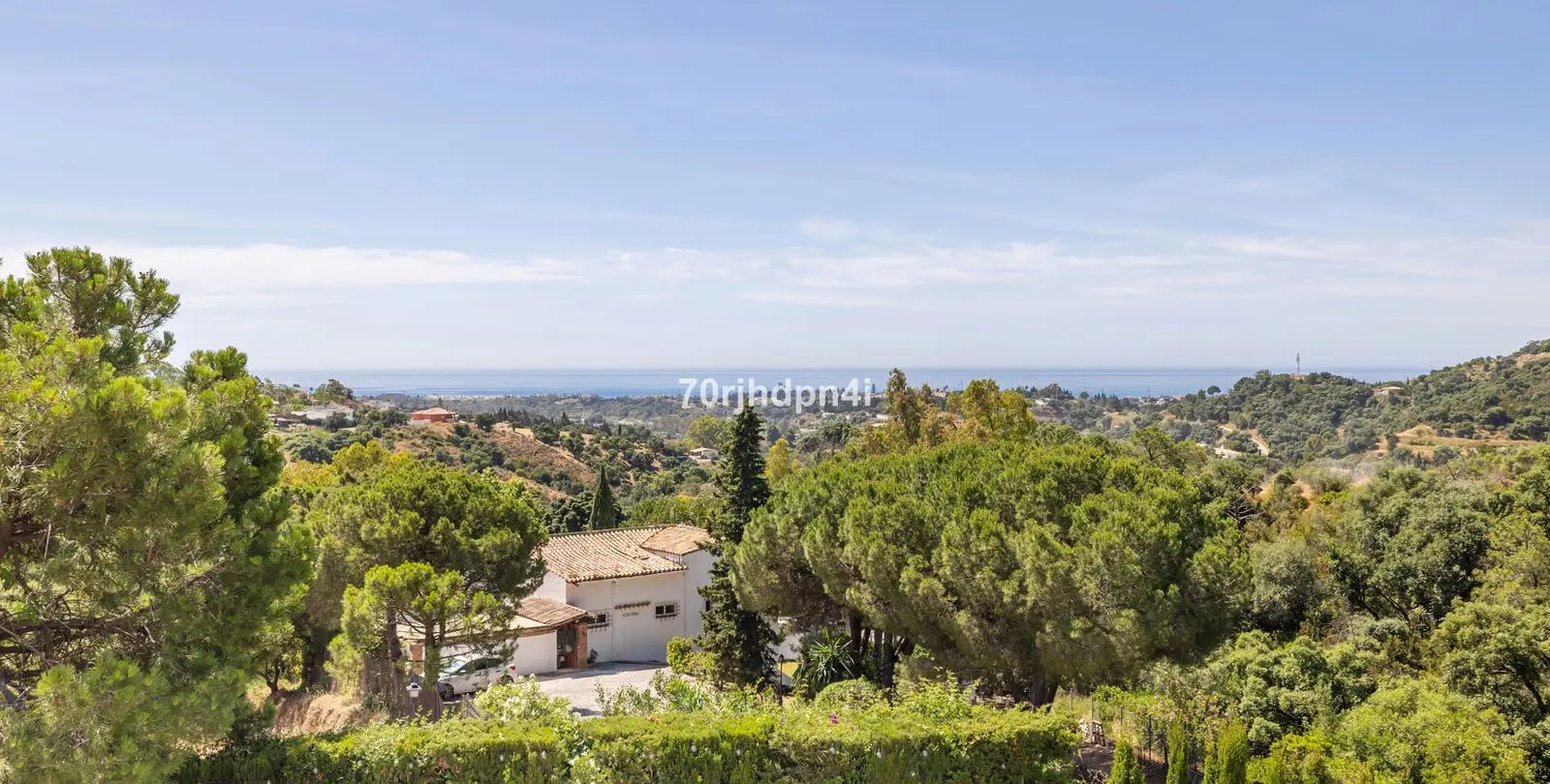 Продажа  отдельно стоящей виллы в Estepona 87