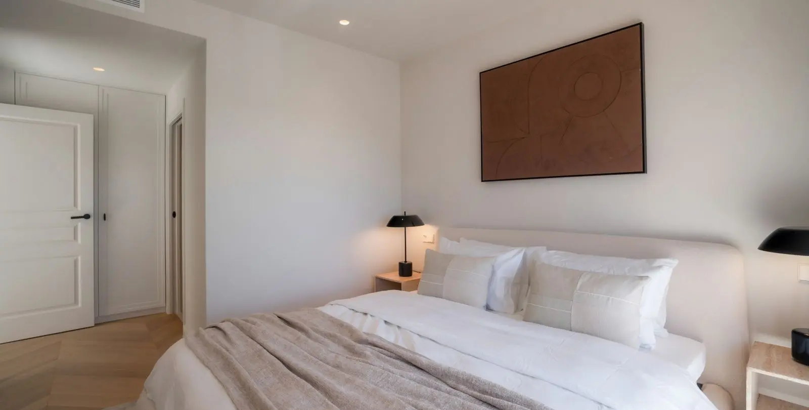 Sale of penthouse duplex in Nueva Andalucía 24