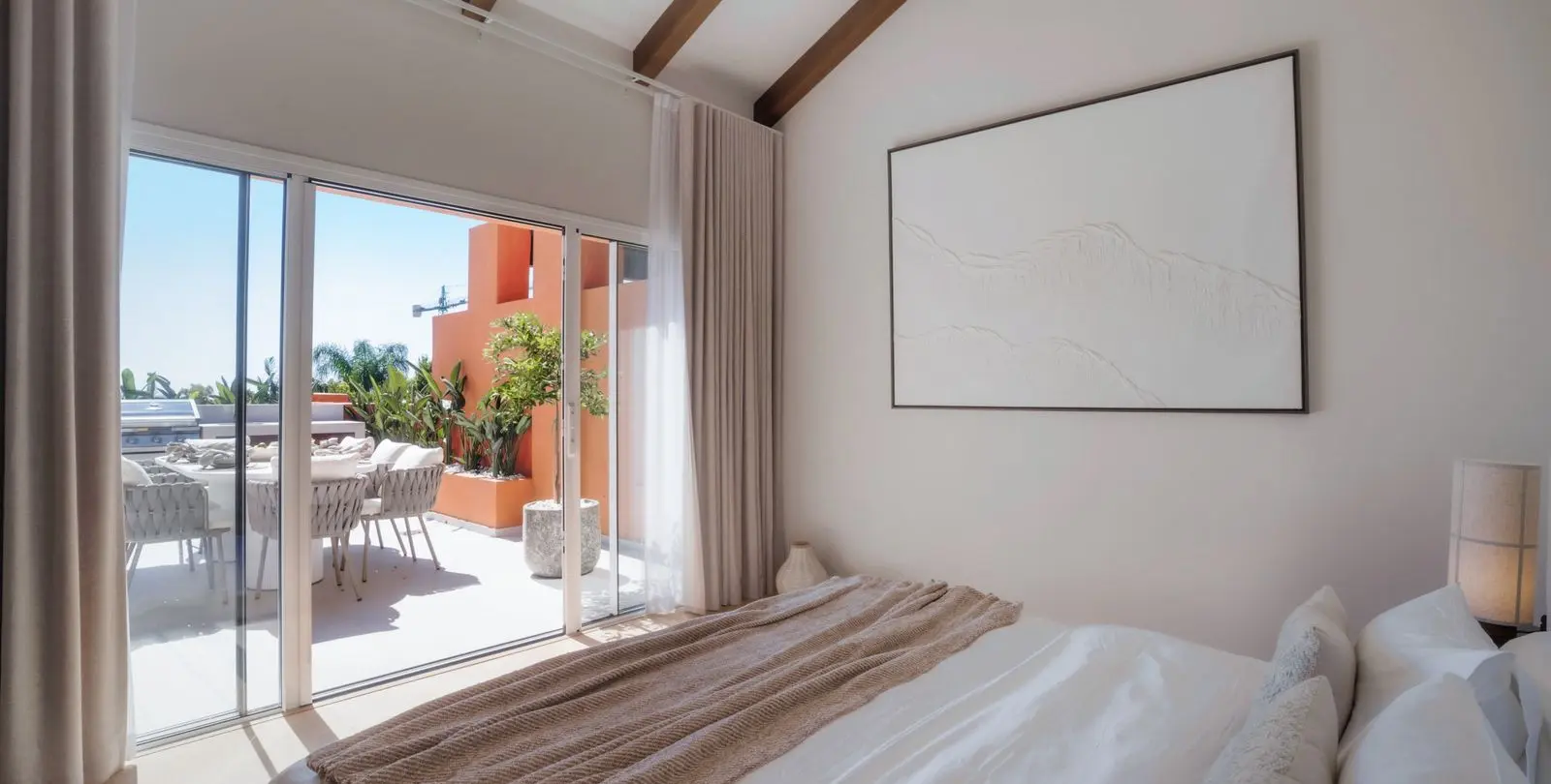 Sale of penthouse duplex in Nueva Andalucía 26