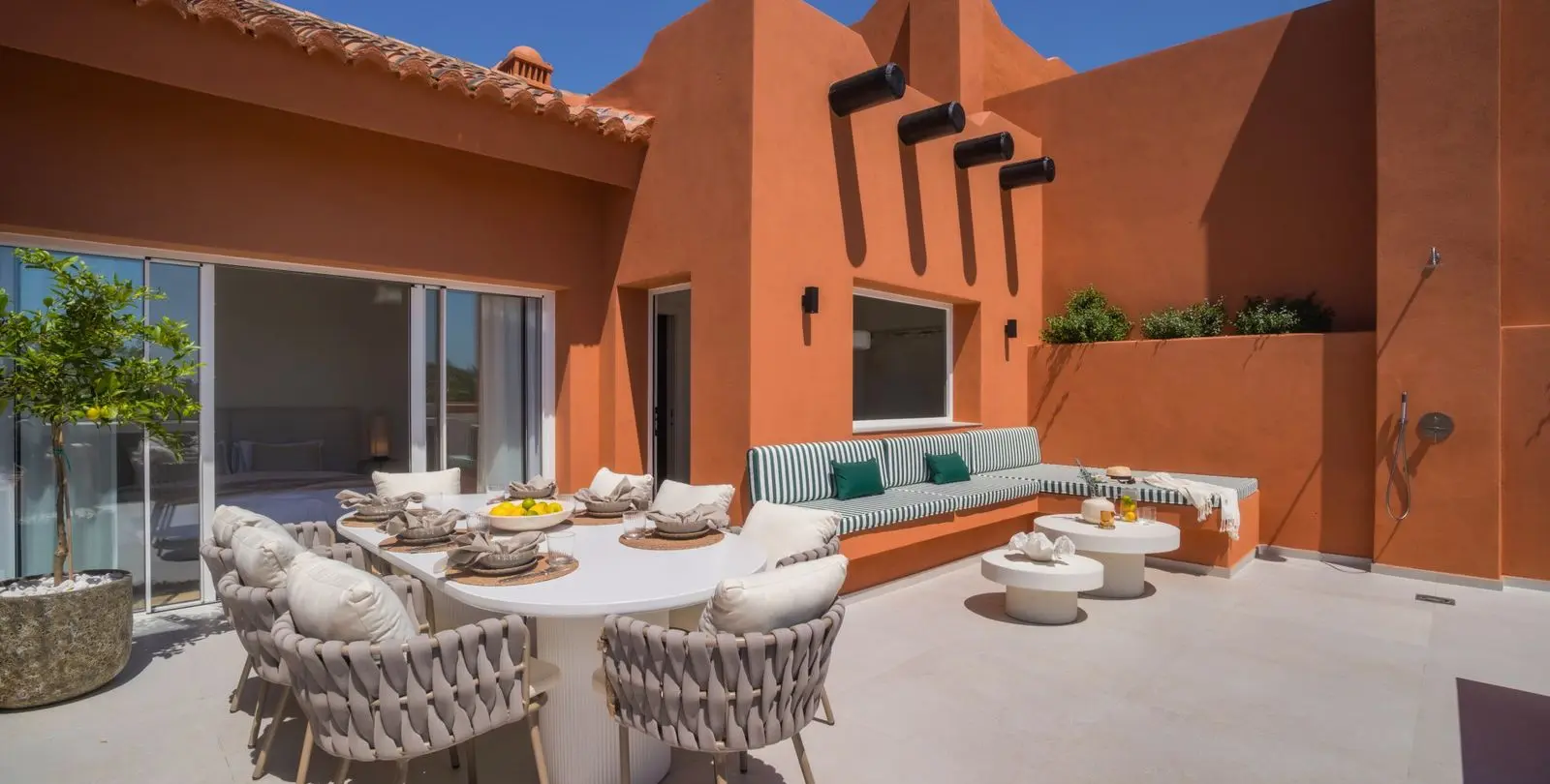 Sale of penthouse duplex in Nueva Andalucía 35
