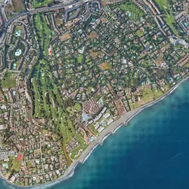 Venta de parcela residencial en Guadalmina Baja