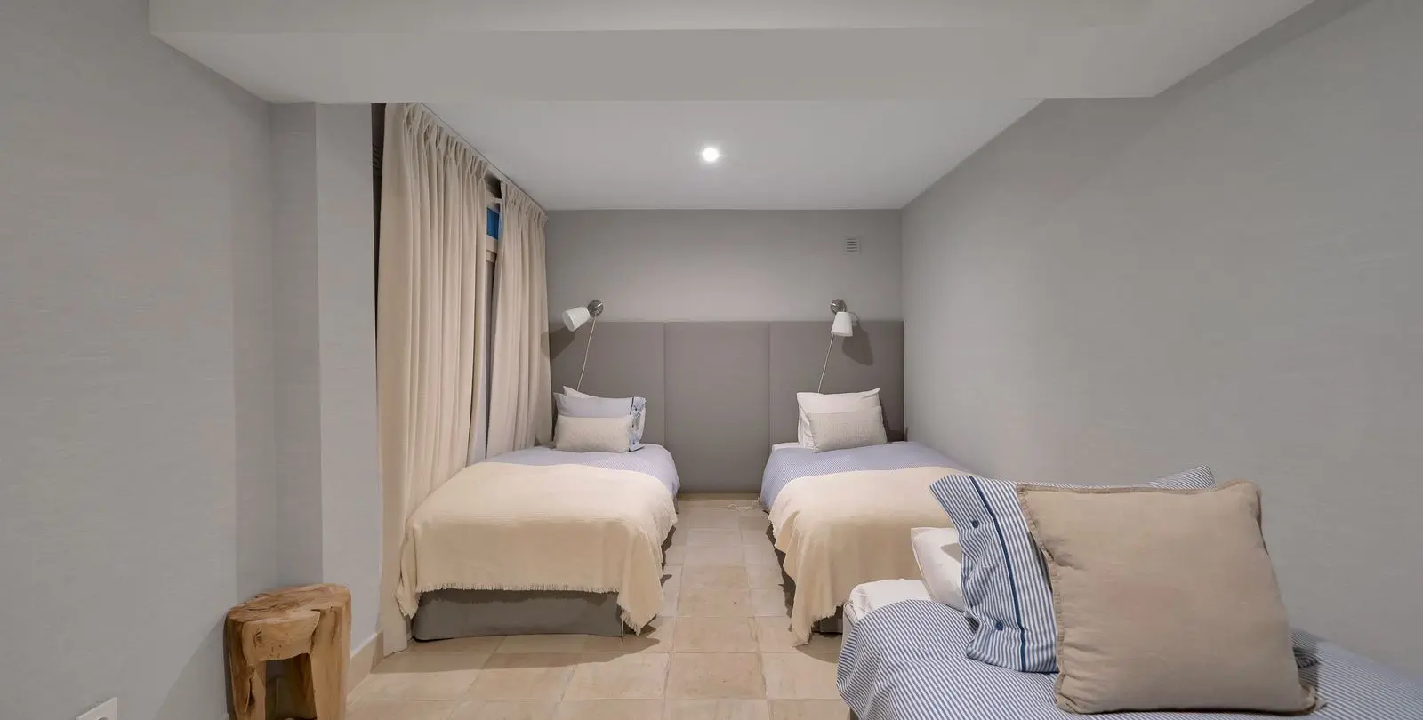 Продажа дома на две семьи в Puerto Banús 32