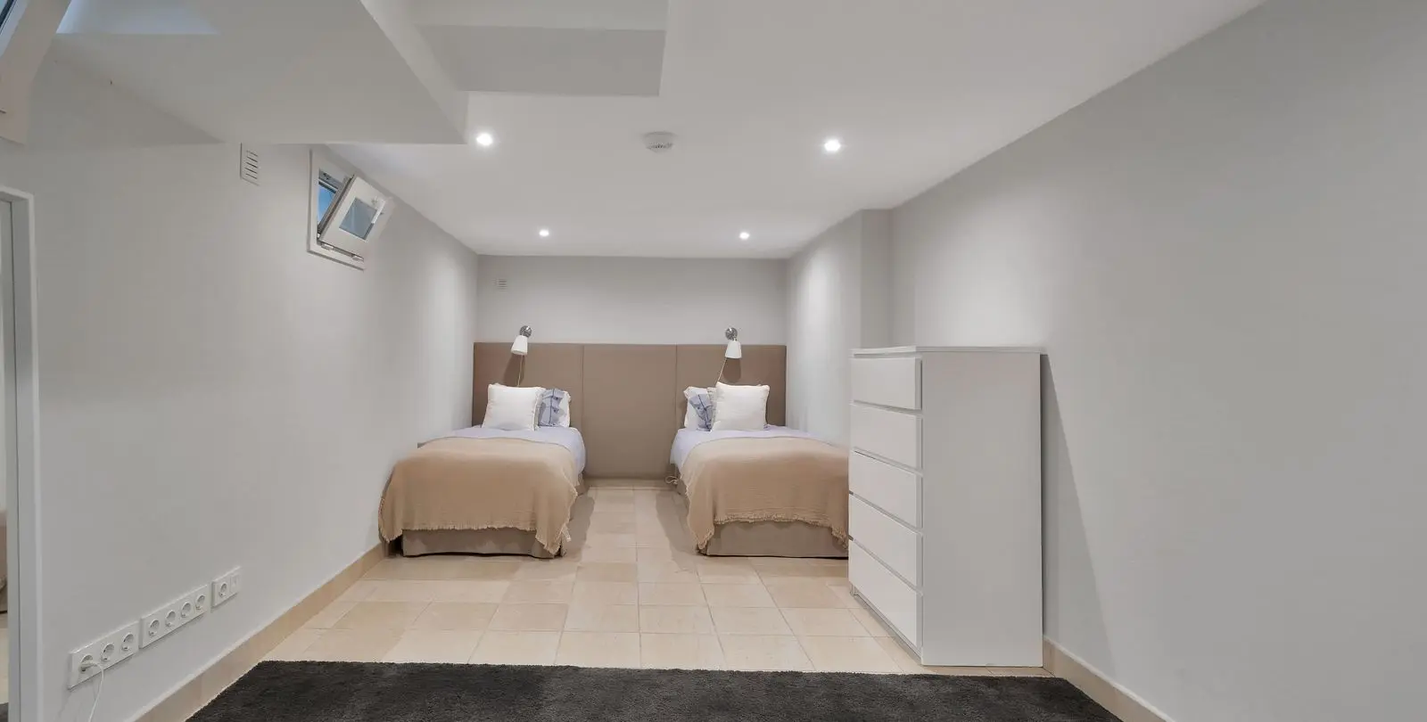 Продажа дома на две семьи в Puerto Banús 33