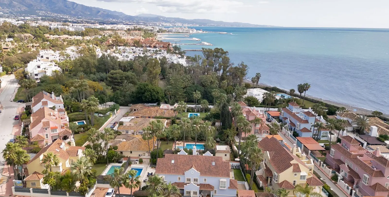 Продажа дома на две семьи в Puerto Banús 45