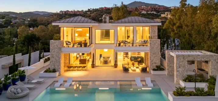 Venta de villa independiente en Benahavís 0