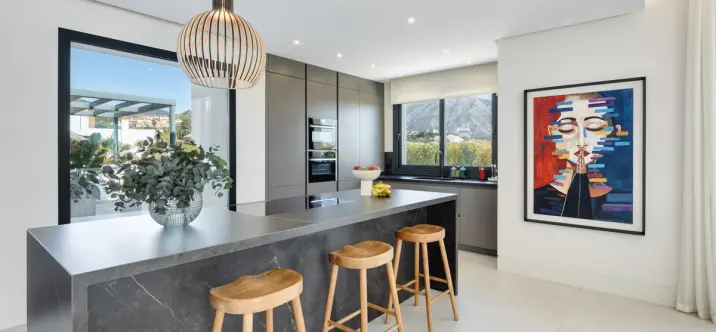 Venta de villa independiente en Nueva Andalucía 2