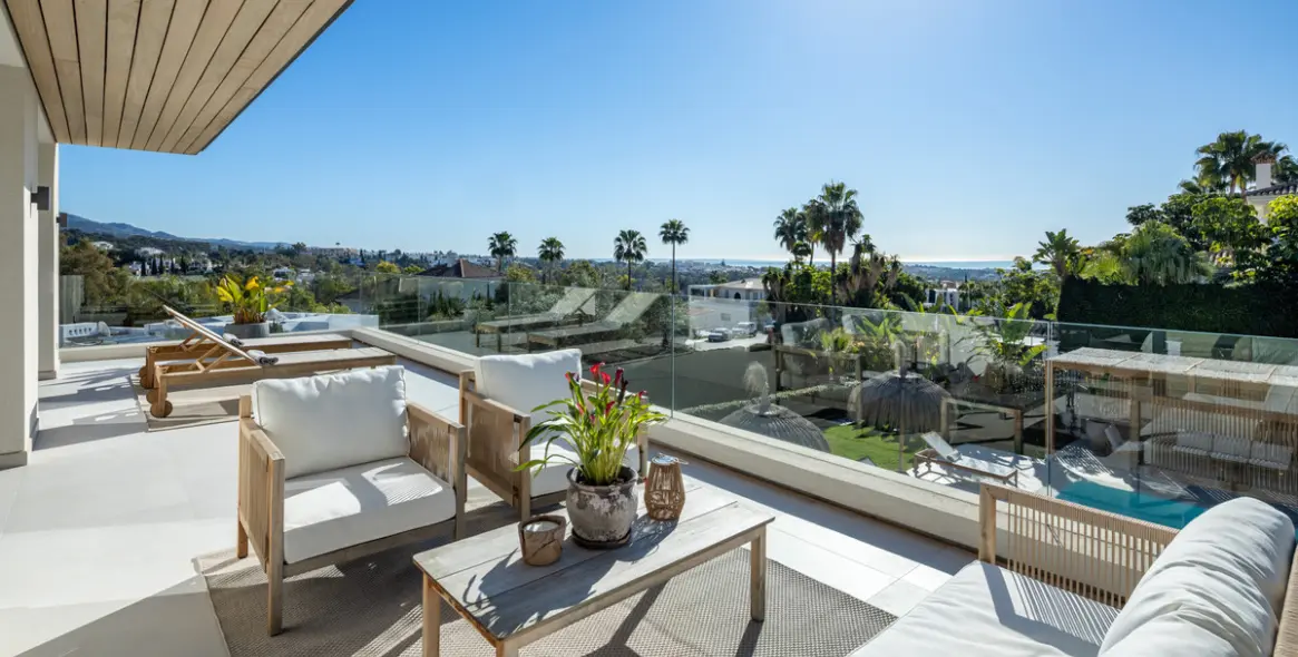 Venta de villa independiente en Nueva Andalucía 20