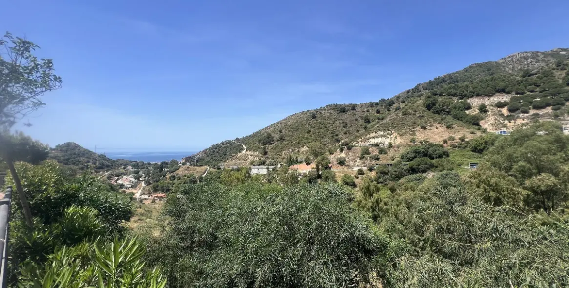 Venta de parcela residencial en Marbella 2