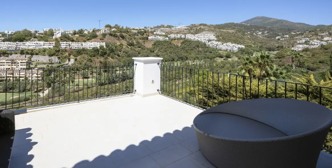 Sale of detached villa in Benahavís 20
