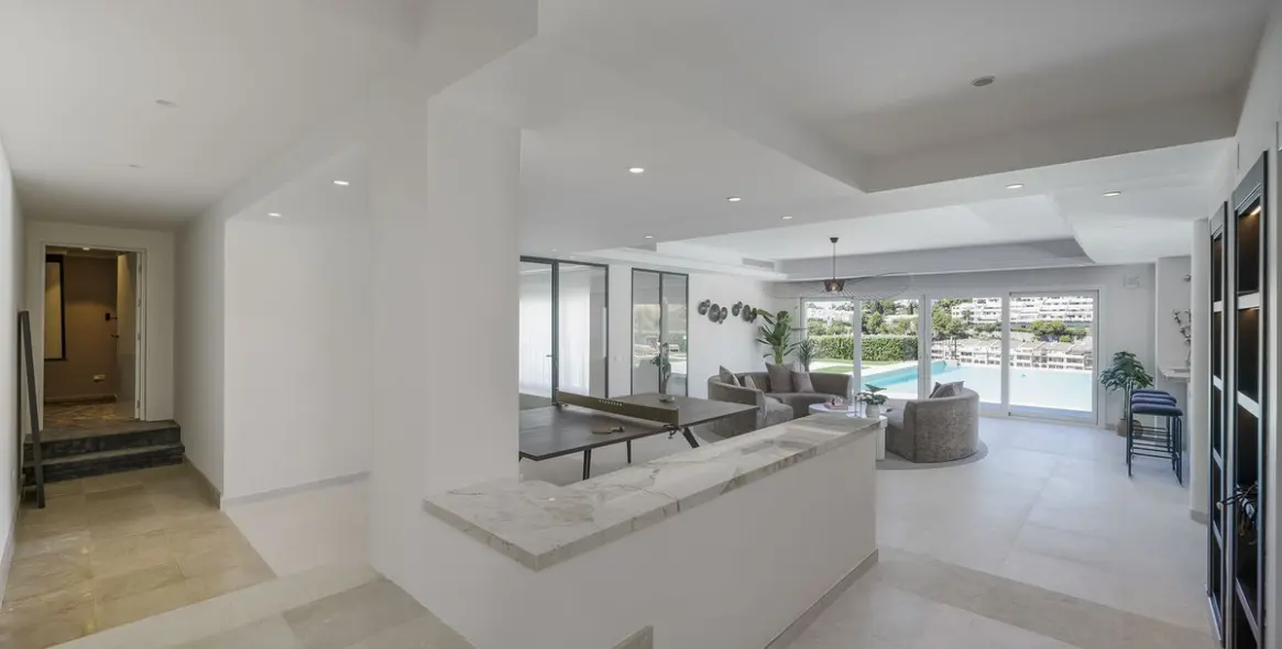 Sale of detached villa in Benahavís 37
