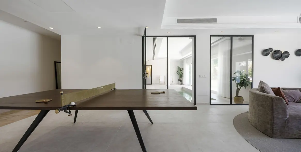 Sale of detached villa in Benahavís 44