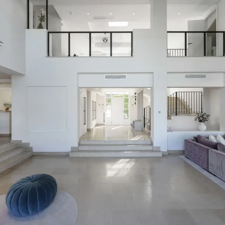 Sale of detached villa in Benahavís