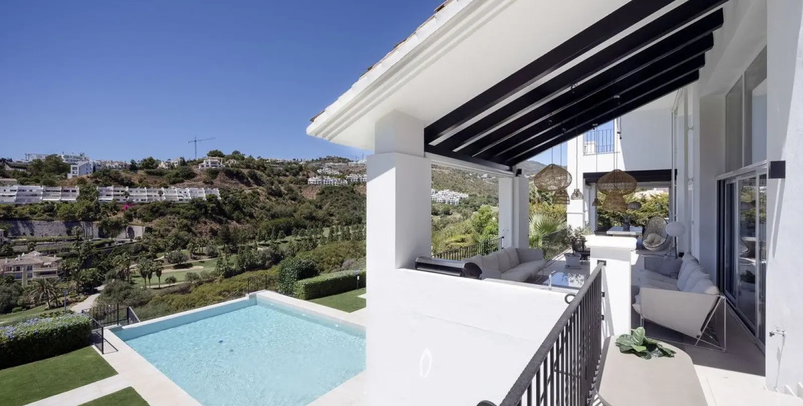 Sale of detached villa in Benahavís 6
