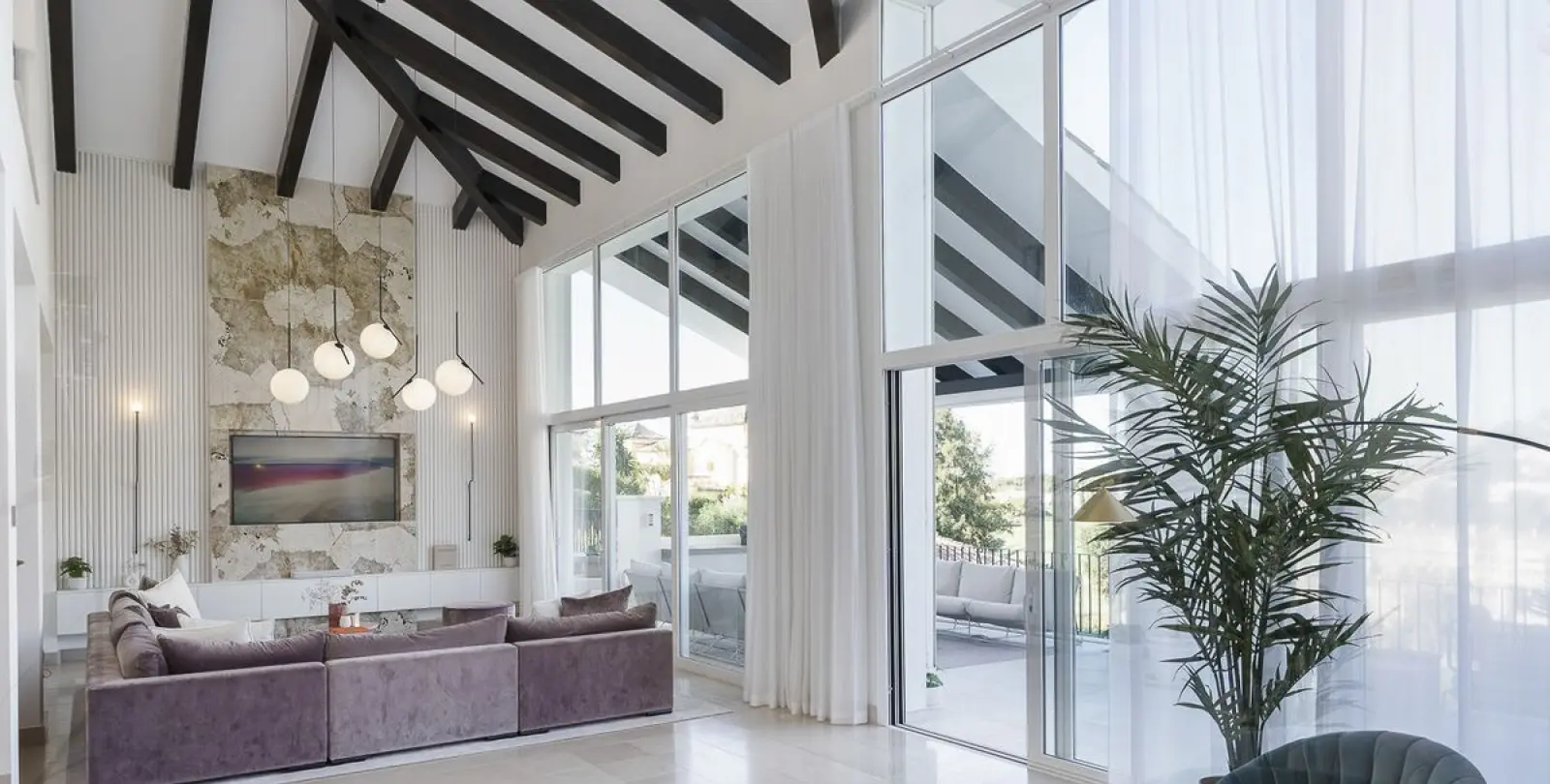 Sale of detached villa in Benahavís 8