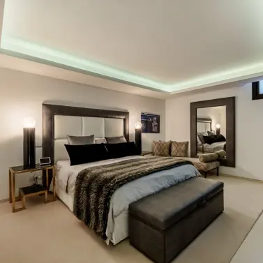 Venta de villa independiente en Nueva Andalucía