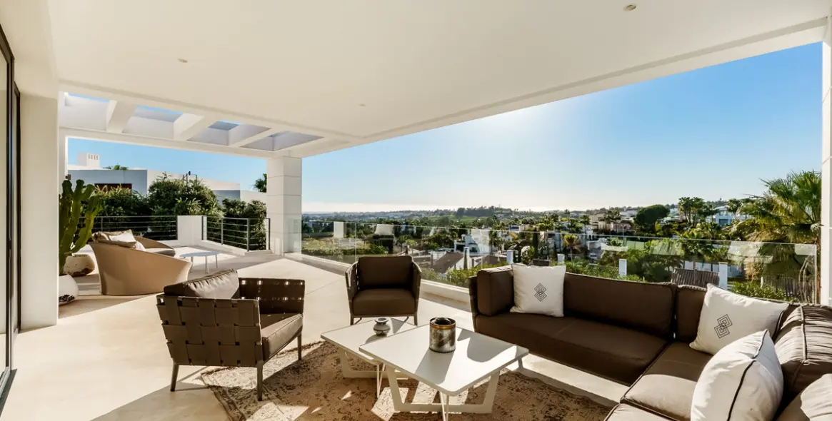 Venta de villa independiente en Nueva Andalucía 6