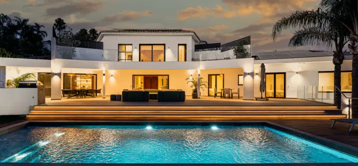 Venta de villa independiente en Nagüeles 0