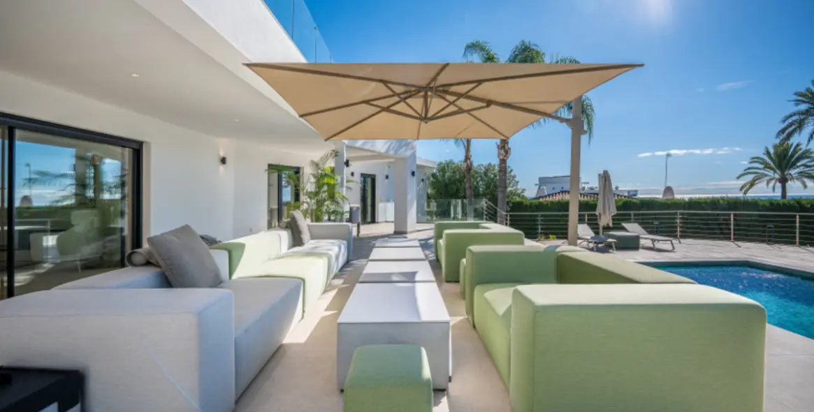 Venta de villa independiente en Nagüeles 3