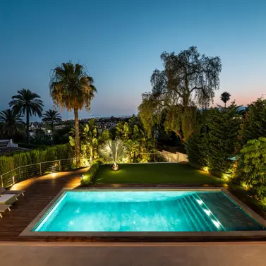 Venta de villa independiente en Nagüeles