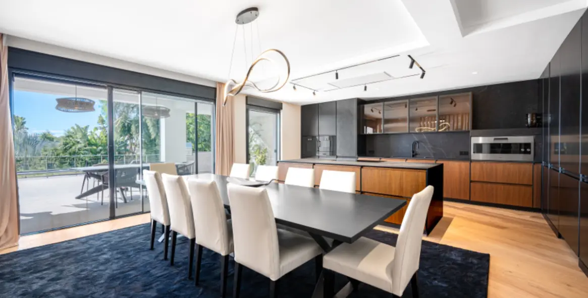 Venta de villa independiente en Nagüeles 8