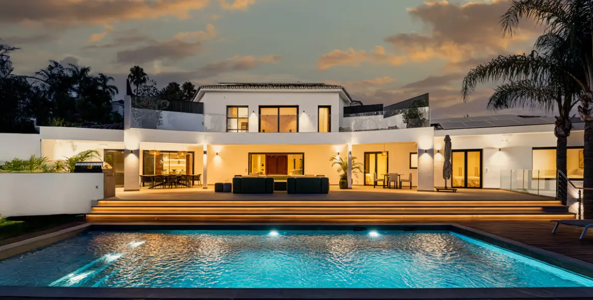 Venta de villa independiente en Nagüeles 9