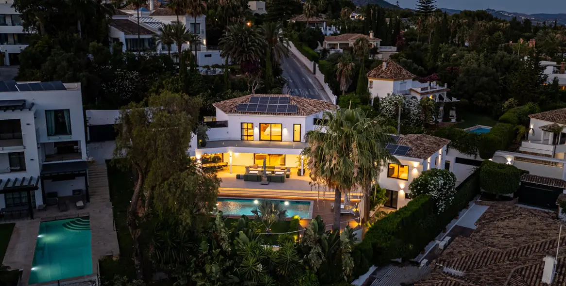 Venta de villa independiente en Nagüeles 89