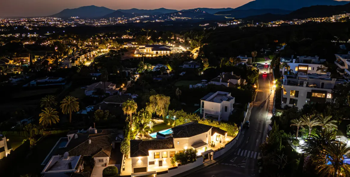 Venta de villa independiente en Nagüeles 91