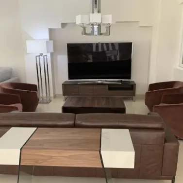 Venta de apartamento en planta baja en Puerto Banús