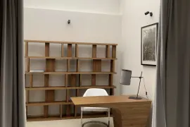 Image 4 thumb