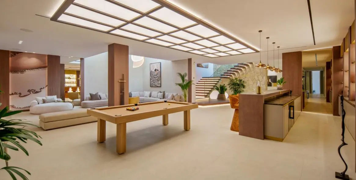 Venta de villa independiente en Nueva Andalucía 14