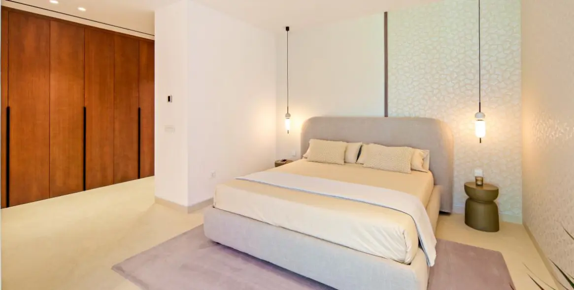Venta de villa independiente en Nueva Andalucía 22