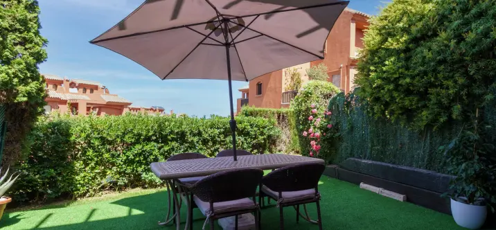 Short-term rent of ground floor apartment in Estepona 3