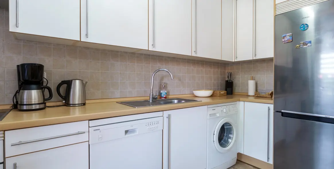 Short-term rent of ground floor apartment in Estepona 11