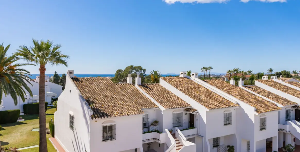 Short-term rent of middle floor apartment in Nueva Andalucía 1