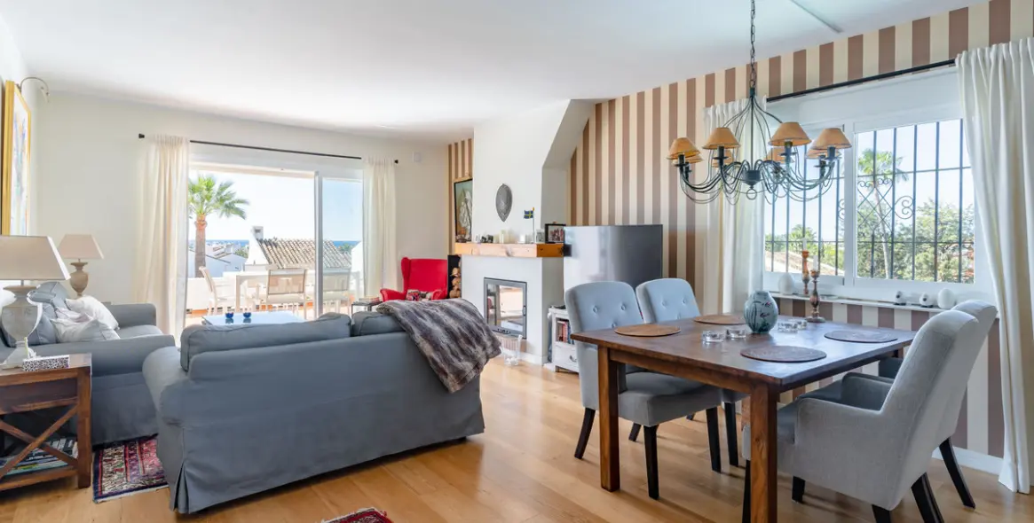 Short-term rent of middle floor apartment in Nueva Andalucía 8