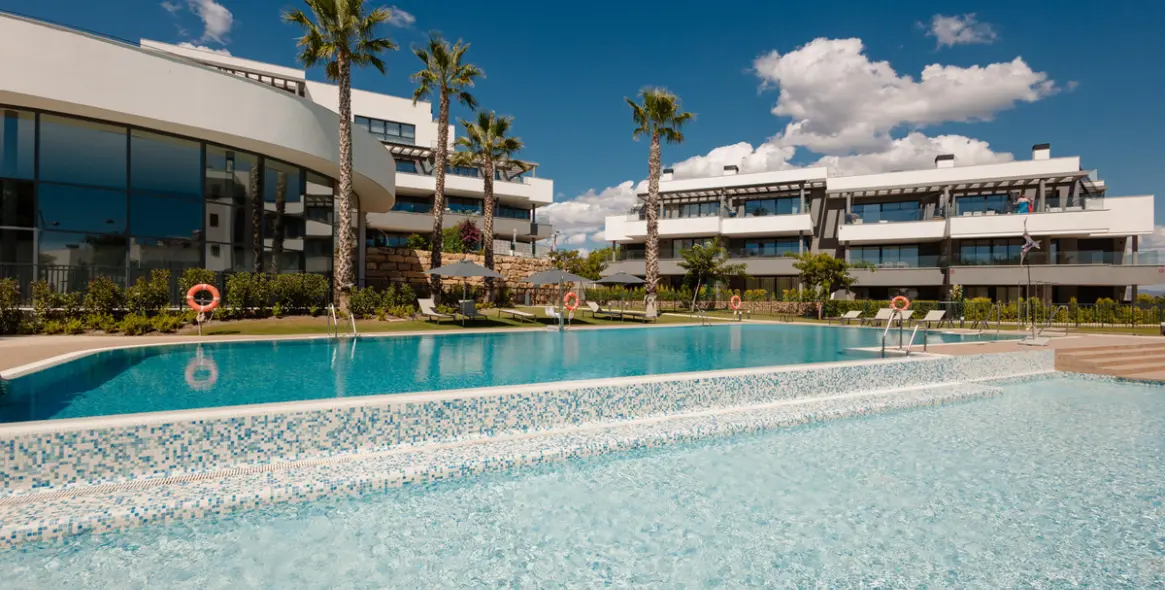 Short-term rent of middle floor apartment in Estepona 65