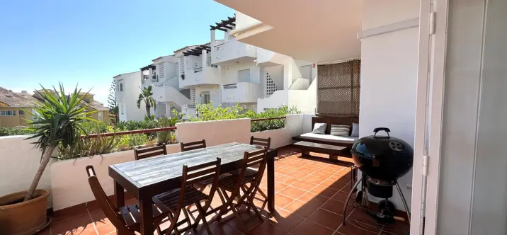 Alquiler a largo plazo de apartamento en planta baja en Bel Air 3