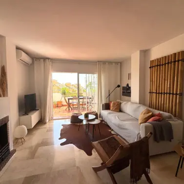 Alquiler a largo plazo de apartamento en planta baja en Bel Air
