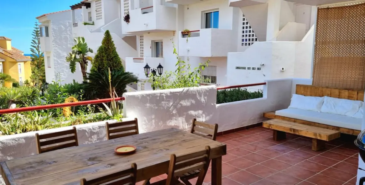 Alquiler a largo plazo de apartamento en planta baja en Bel Air 20